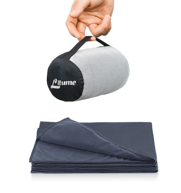 [Hyperax ft Litume] [E650] Travel Blanket Lightweight and Breathable, 67 x 48 Soft Airplane Blanket for Travelers, Foldable Camping Sheet with Stuff Sack for Train, Camp, Traveling (Velvet)